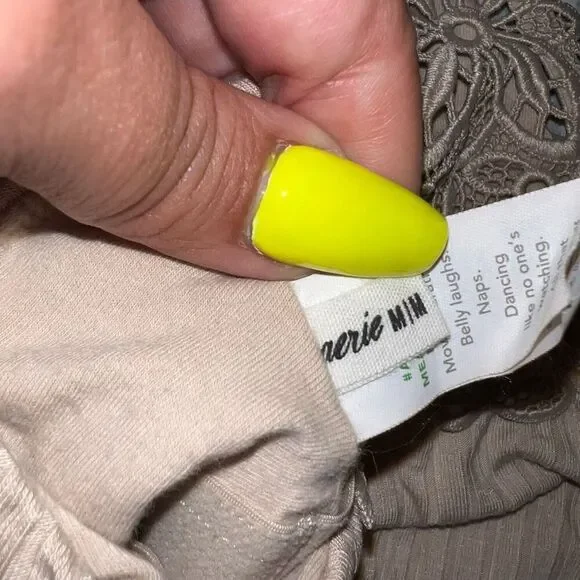 Aerie cropped tank top Bralette nude tan size M - Picture 5 of 6